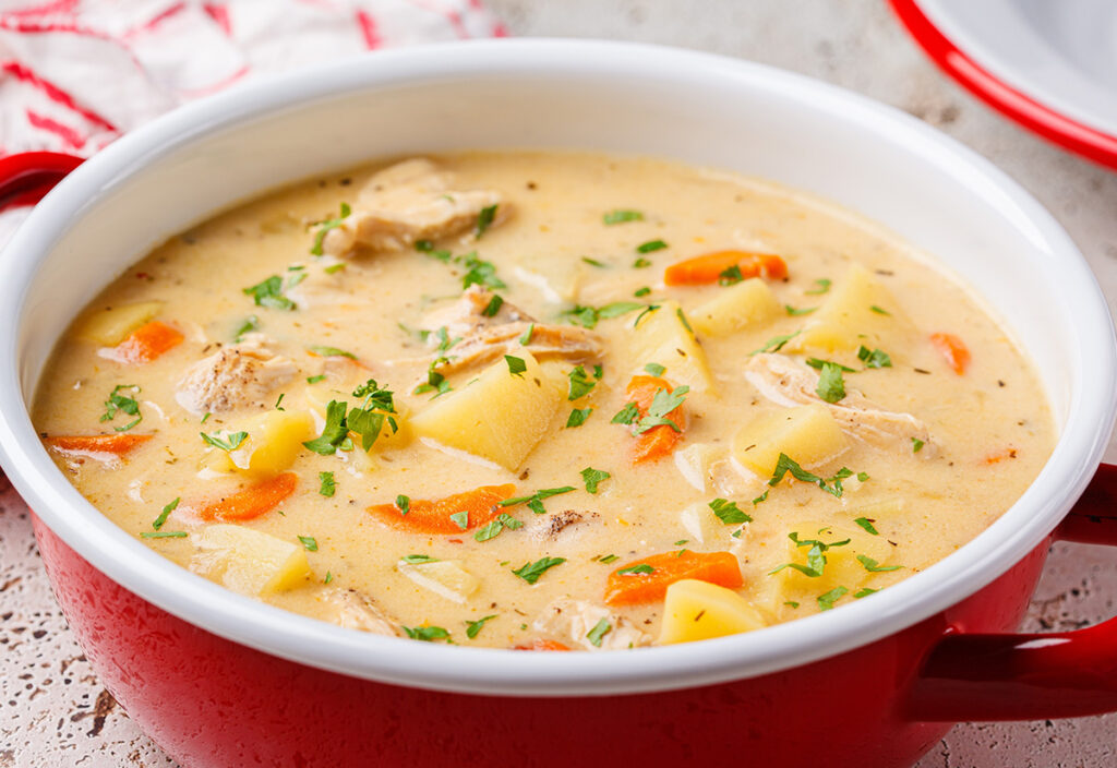 Caldo de Gallina Criolla - La Favorita